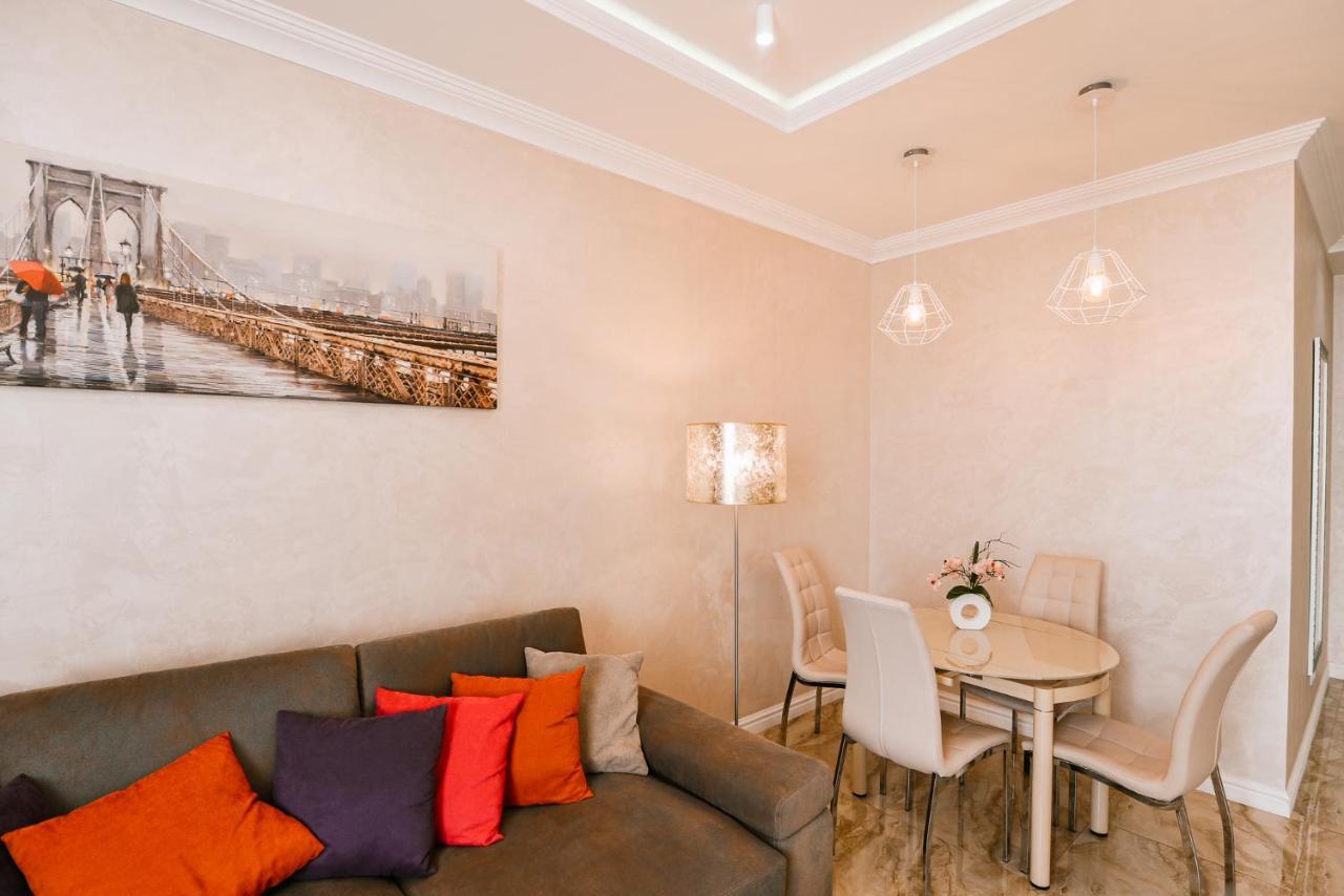 Luxury For Business & Pleasure Royal 3 Apartment Kyiv Exterior photo